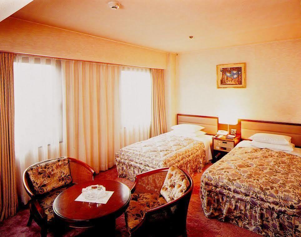 Hotel Route-Inn Grand Tokyo Toyocho Экстерьер фото